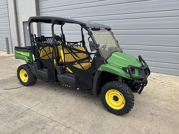 Image of John Deere XUV 560E equipment image 4