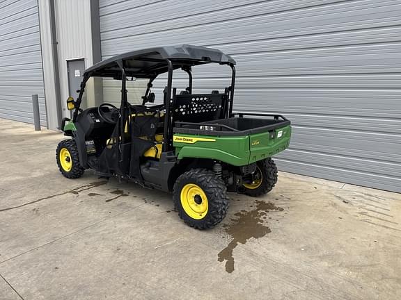 Image of John Deere XUV 560E equipment image 2