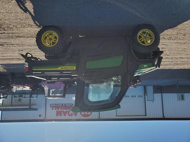 Image of John Deere Gator XUV 835E equipment image 4