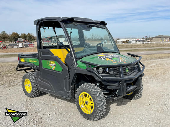 Image of John Deere XUV 835M equipment image 2