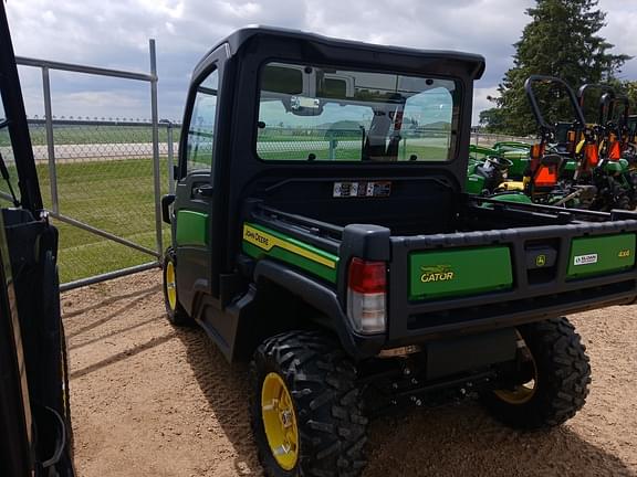 Image of John Deere XUV 835M equipment image 3