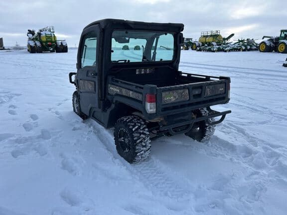 Image of John Deere XUV 835M equipment image 2