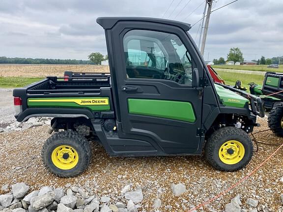 Image of John Deere XUV 835M Primary image