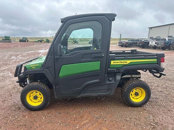 Image of John Deere XUV 835M equipment image 1