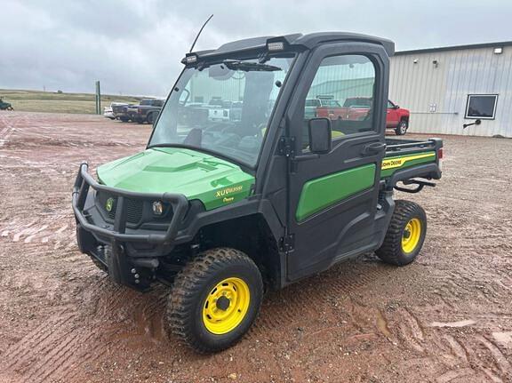 Image of John Deere XUV 835M Primary image