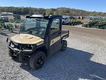 Main image John Deere XUV 835M Honor Edition