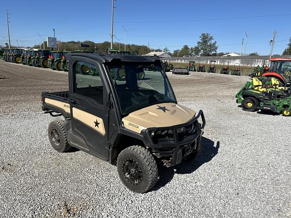 Image of John Deere XUV 835M Honor Edition equipment image 2