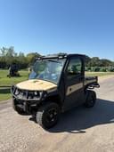 2022 John Deere XUV 835M Honor Edition Image