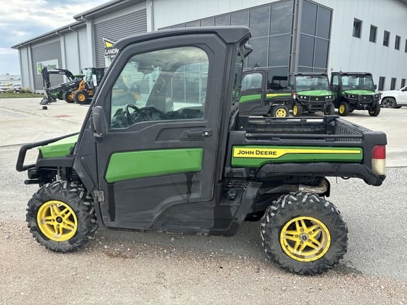 2022 John Deere XUV 835M Image