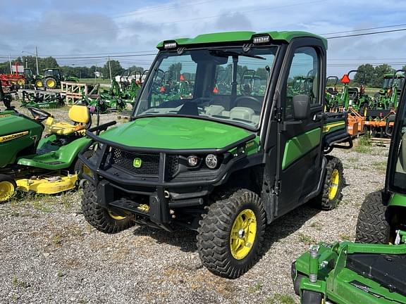Image of John Deere XUV 835R Primary image