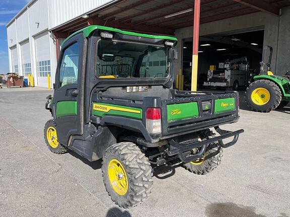 Image of John Deere XUV 835R equipment image 2