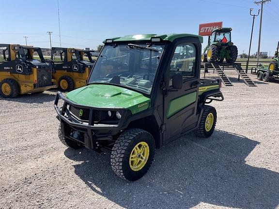 Image of John Deere XUV 835R Primary image