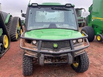 Main image John Deere XUV 835R