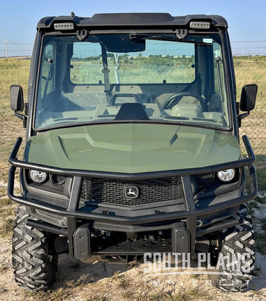 Image of John Deere XUV 835R equipment image 2