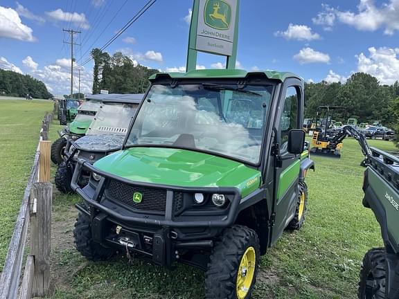 Image of John Deere XUV 835R Primary image