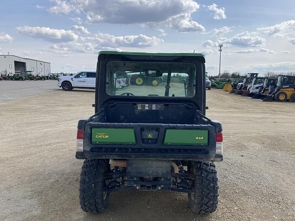 Image of John Deere XUV 835R equipment image 4