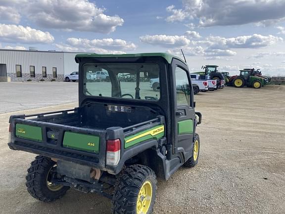 Image of John Deere XUV 835R equipment image 3
