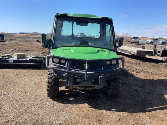 Image of John Deere XUV 835R equipment image 1