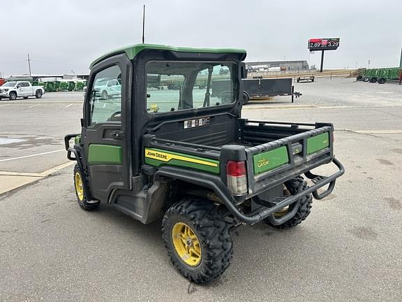 Image of John Deere XUV 835R equipment image 2