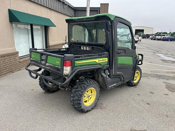 Image of John Deere XUV 835R equipment image 4