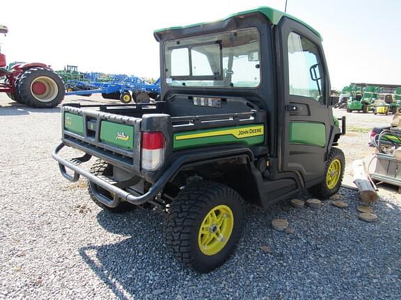 Image of John Deere XUV 835R equipment image 4