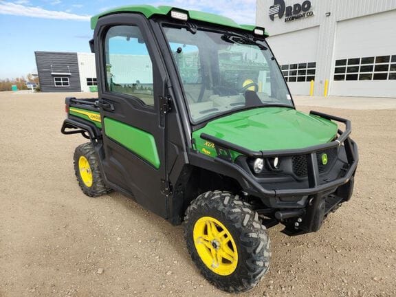 Main image John Deere XUV 835R