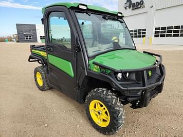 Main image John Deere XUV 835R