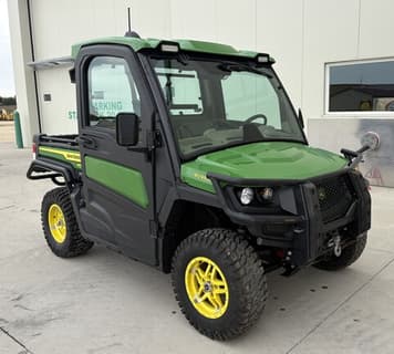 Main image John Deere XUV 835R
