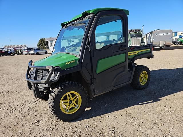 Image of John Deere XUV 835R equipment image 2