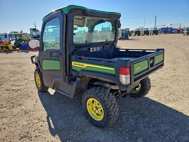 Image of John Deere XUV 835R equipment image 4