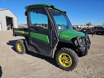 Main image John Deere XUV 835R
