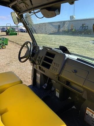 Image of John Deere XUV 865M equipment image 3