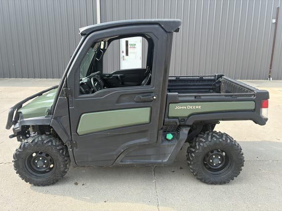 2022 John Deere XUV 865M Equipment Image0