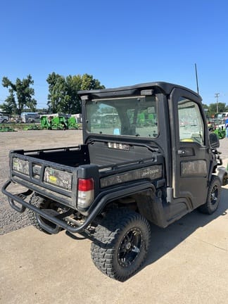 2022 John Deere XUV 865R Equipment Image0