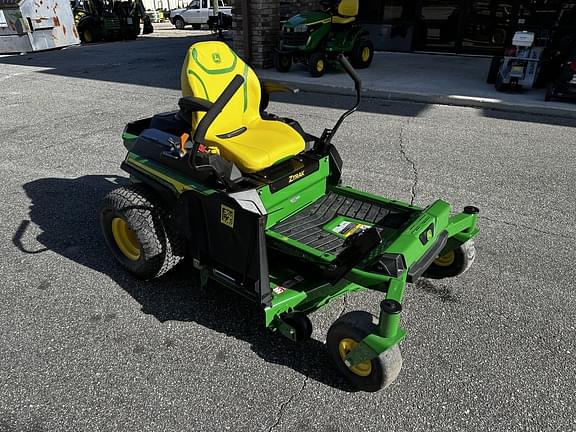 Image of John Deere Z330R equipment image 2