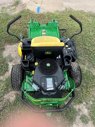 Image of John Deere Z335E equipment image 4