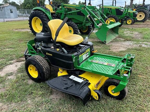 Image of John Deere Z335E equipment image 2