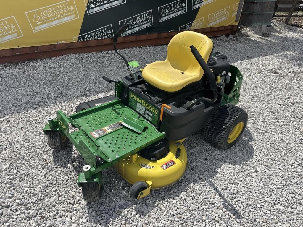 Image of John Deere Z335E Primary image