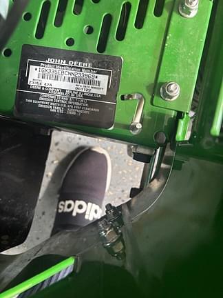 Image of John Deere Z335E equipment image 2