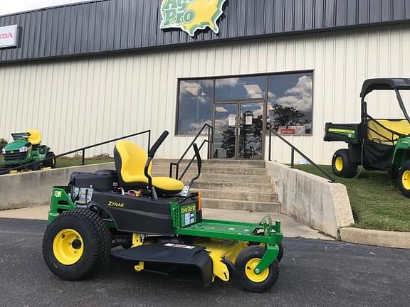 Image of John Deere Z335E Primary image