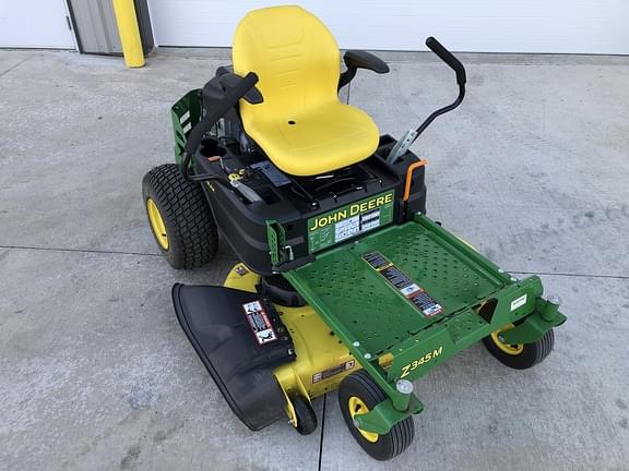 Image of John Deere Z345M equipment image 1