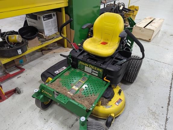 Image of John Deere Z345M equipment image 1
