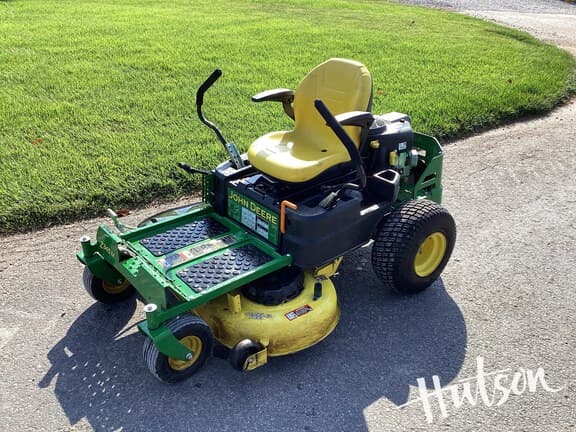 Image of John Deere Z345M equipment image 4