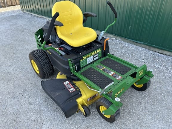 2022 John Deere Z345R Equipment Image0