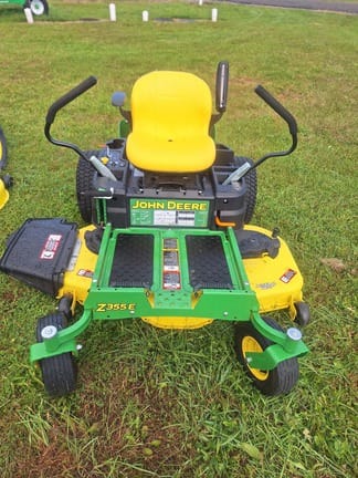 2022 John Deere Z355E Equipment Image0