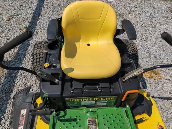 Image of John Deere Z355E equipment image 3