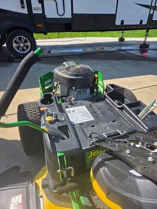 Image of John Deere Z355R equipment image 4