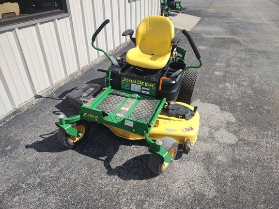 2022 John Deere Z355R Equipment Image0