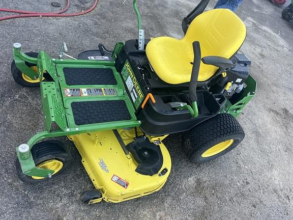 Image of John Deere Z355R equipment image 3