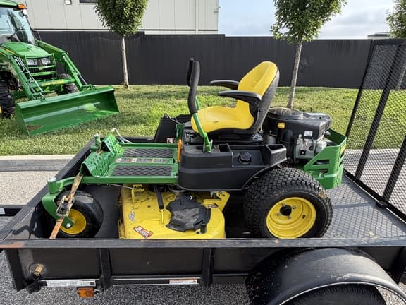 Image of John Deere Z355R equipment image 2